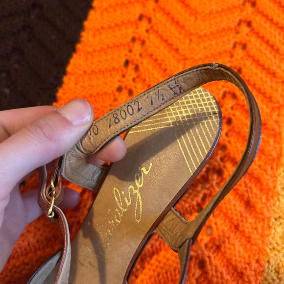 1970s Never worn Naturalizer Leather Brown T-bar Roman Mary Jane sandal heels - - Picture 7 of 15